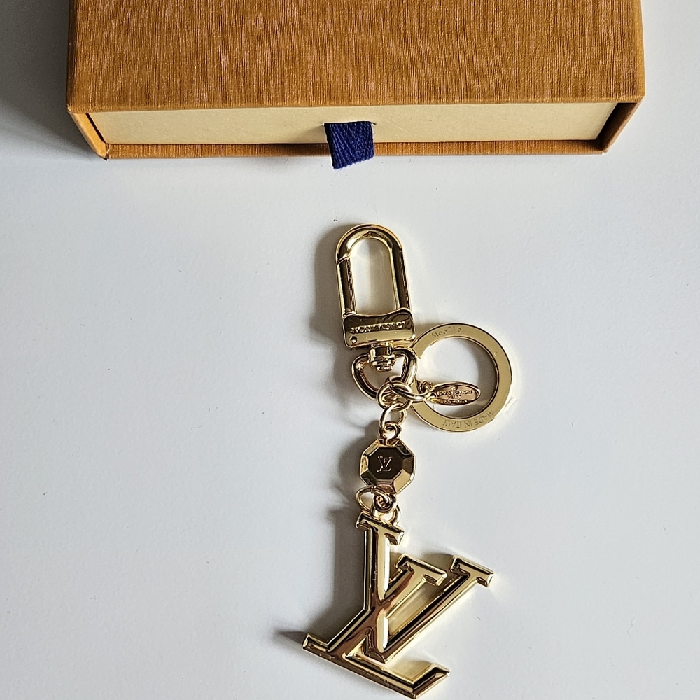 Louis Vuitton Brand New Gold Key Chain Charm
